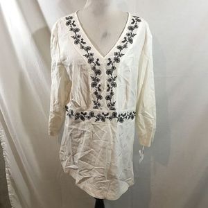 Sag Harbor white V neck blouse, black floral - womens 1X, NWT - armpit to armpit